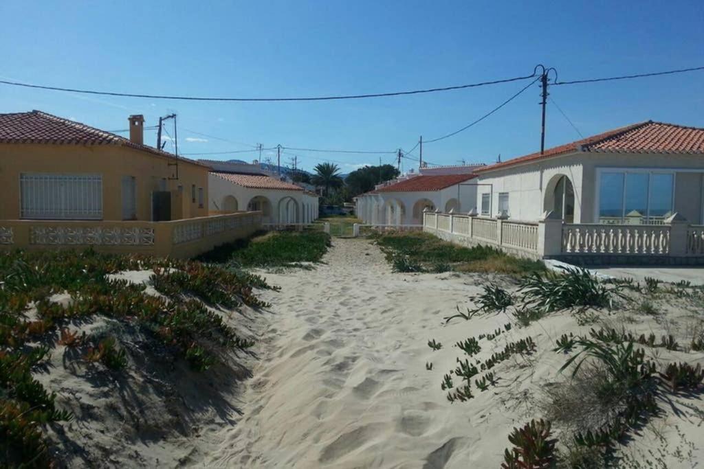 Casa A Pie De Playa En Las Marinas Denia Kültér fotó